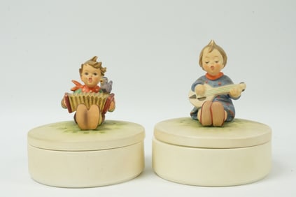 2 Hummel fine box