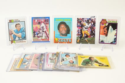 Lots vintage football cards