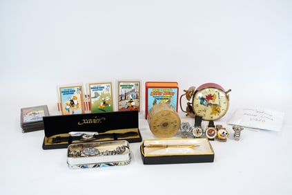 Lots Disney vintage items
