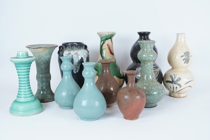 Lots Chinese vase