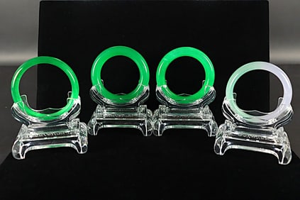 Lots Chinese apple green bangles