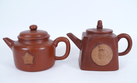 2 Chinese clay teapot