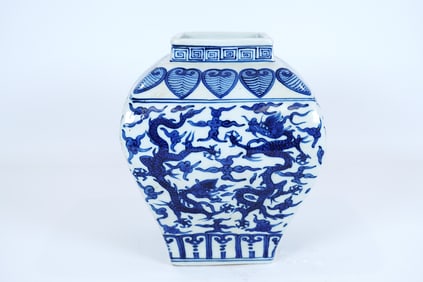 Chinese fine square vase