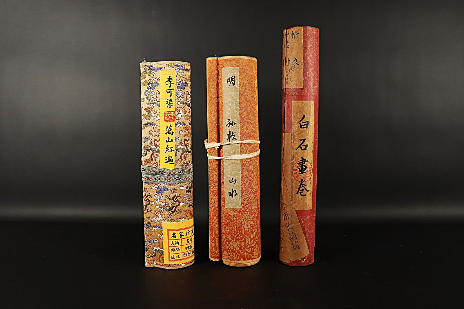 Lots Chinese scrolls: Lots Chinese fine scrolls.