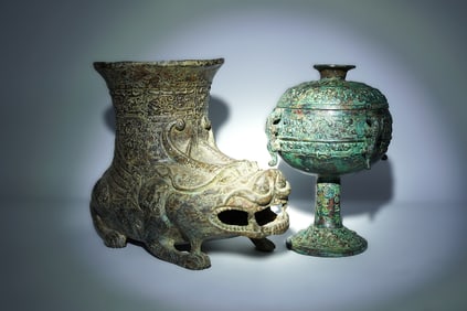 Chinese fine bronze vessel