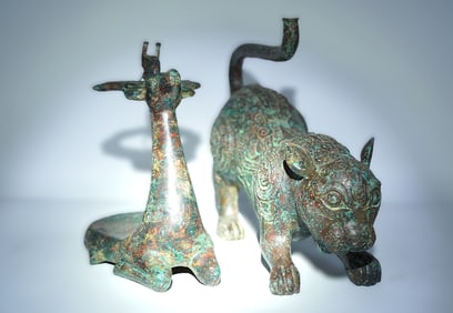 Lots Chinese bronze beasts