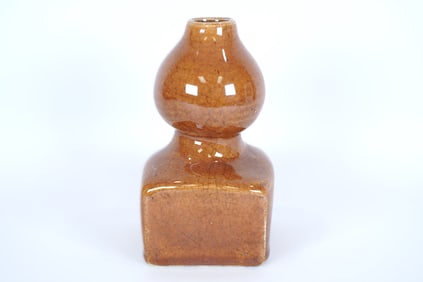 Chinese fine crackled vase