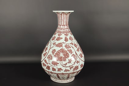 Chinese fine floral vase