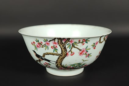 Chinese fine floral bowl