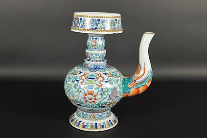 Chinese important fine ewer
