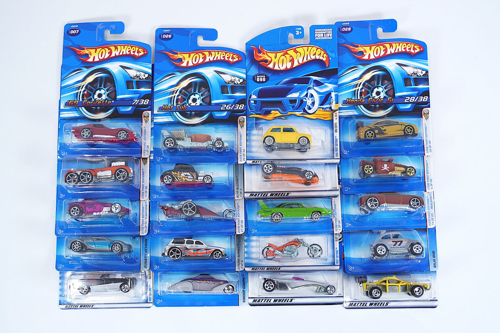 Lots Hot Wheels in box (1 of 7)