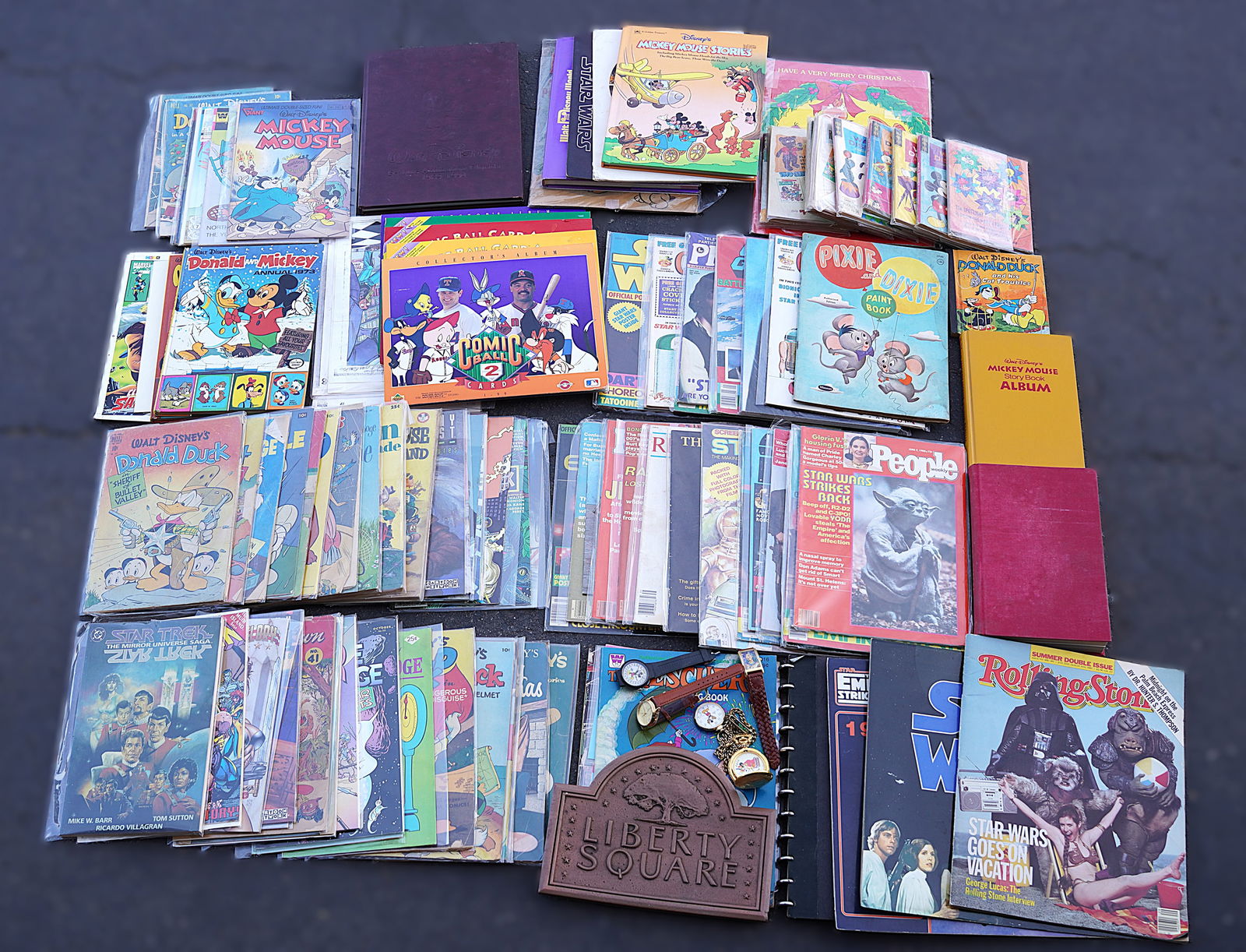 Lots vintage items (1 of 8)