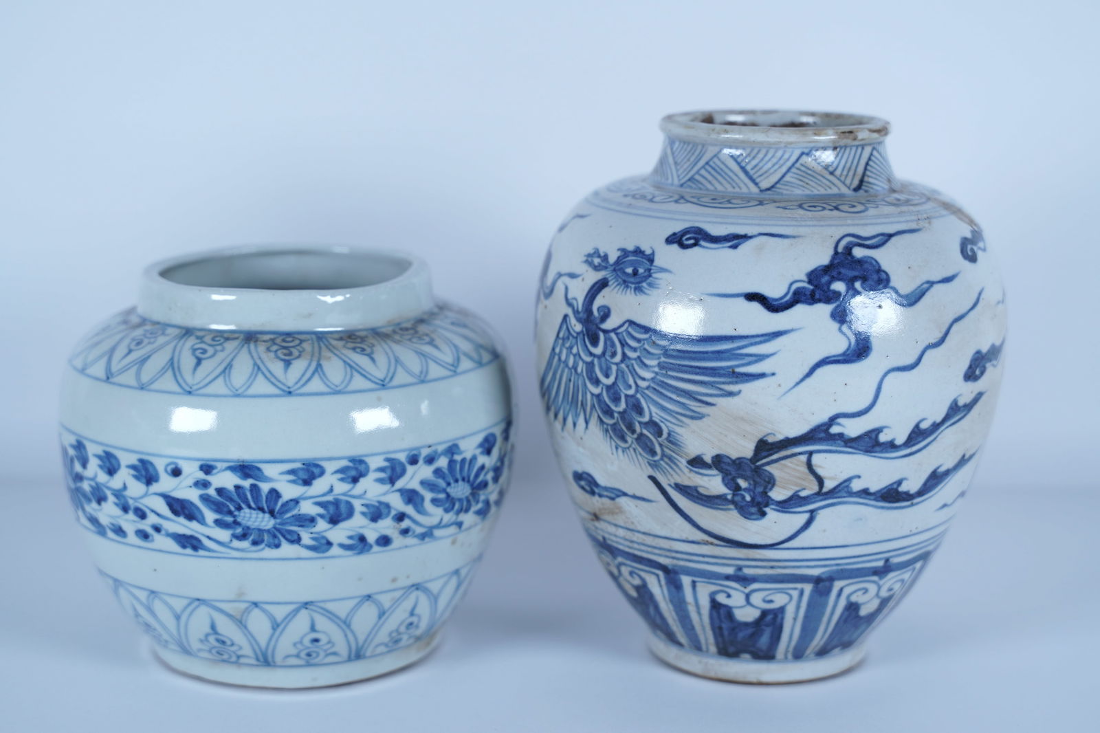 Lots Chinese b/w jars (1 of 6)