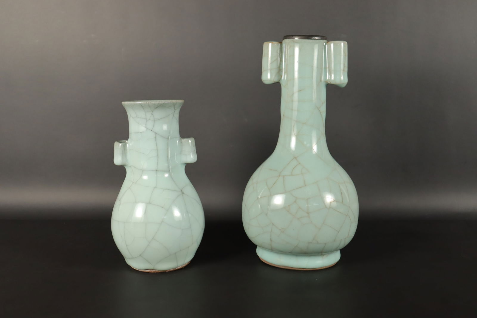 2 Chinese crackled vase (1 of 7)