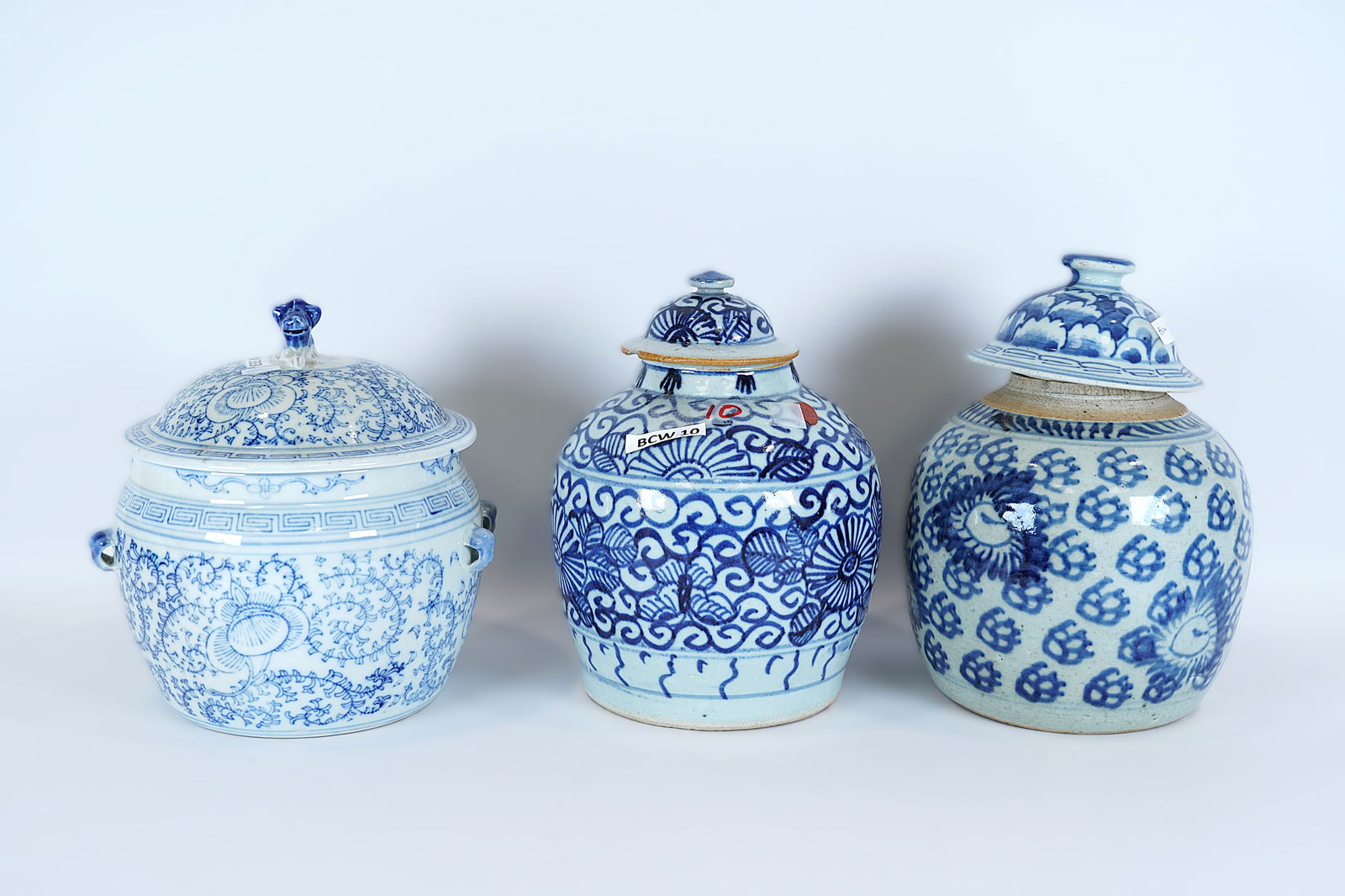 Lots Chinese fine jars (1 of 9)