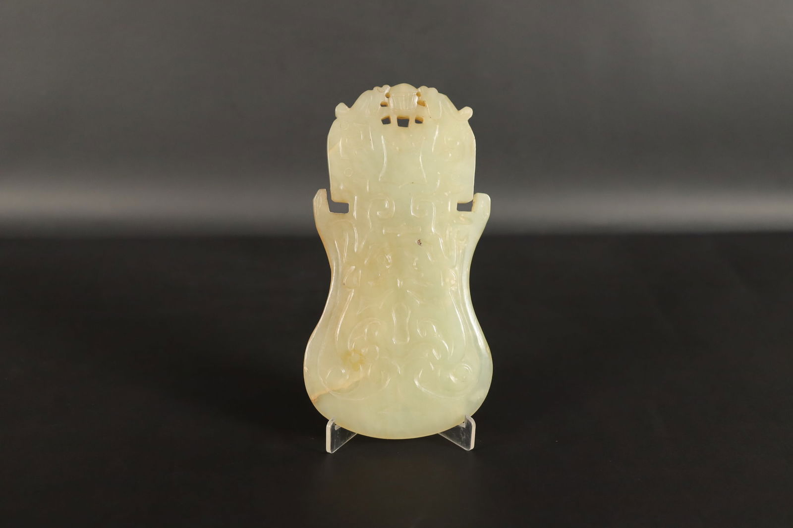 Chinese fine jade ornament (1 of 6)