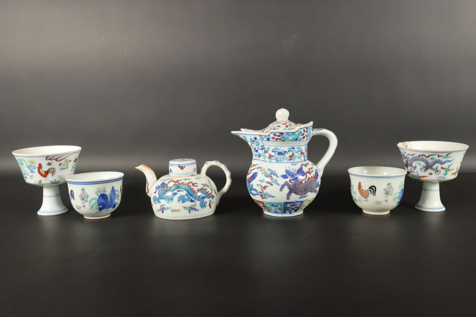 Lots Chinese fine porcelains (1 of 7)