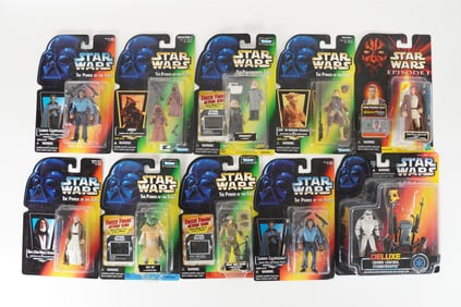 Lots Star Wars action figures in original box.