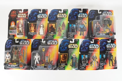 Lots Star Wars action figures in original box.