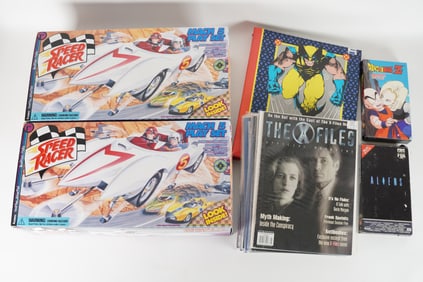 Lots vintage collectibles.