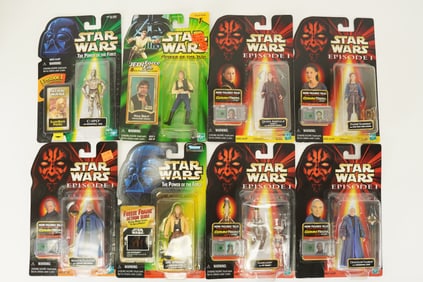 Lots Star Wars action figures in original box.
