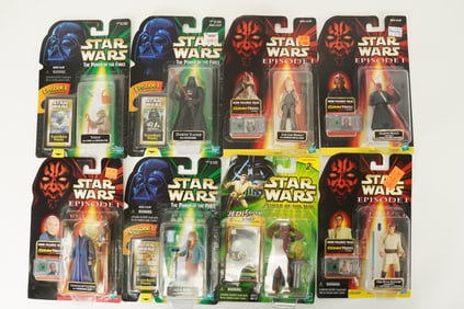 Lots Star Wars action figures in original box.