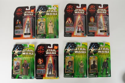 Lots Star Wars action figures in original box.