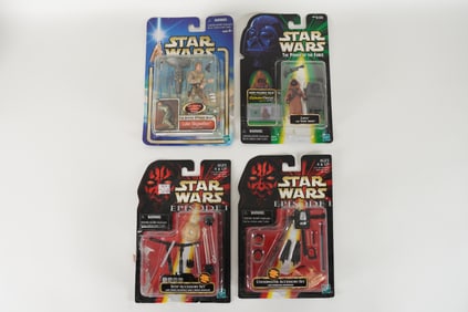 Lots Star Wars action figures in original box.