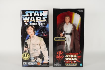 Lots Star Wars action figures in original box.