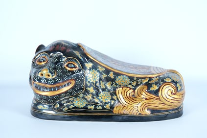 Chinese fine pillow. H: 6" x W: 13."