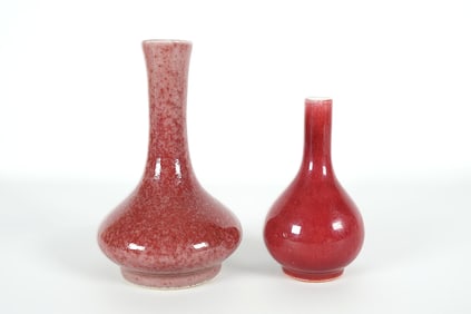 Lots Chinese fine vase. Largest H: 6" x W: 3.5."
