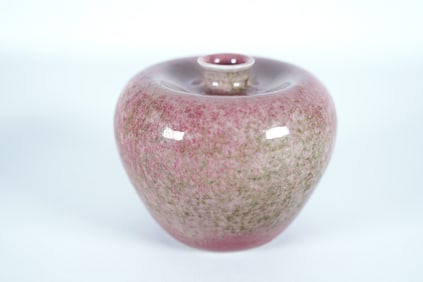 Chinese fine water coupe. H: 4" x W: 4.2."