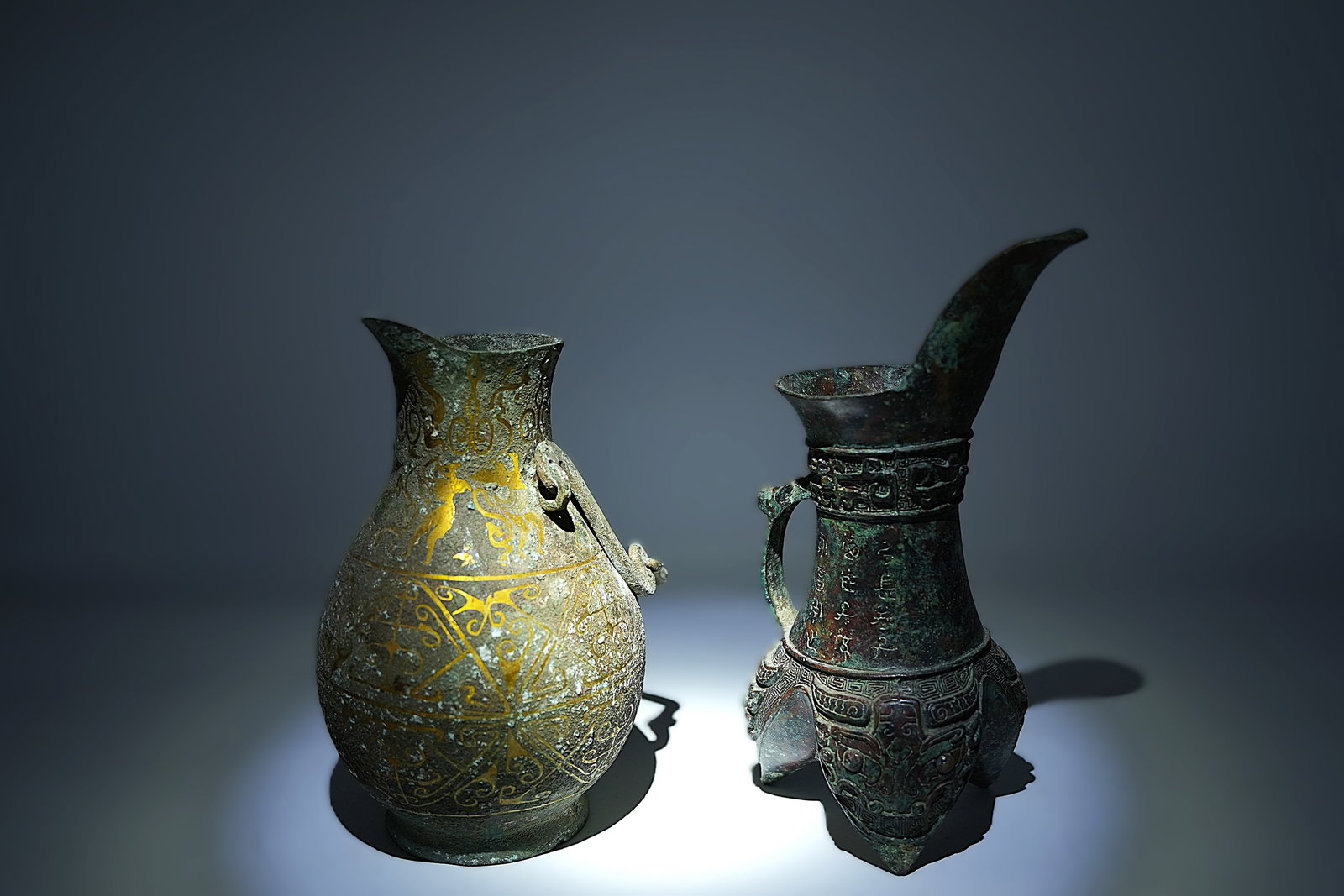 Lots Chinese fine bronze vessel. Largest H: 9" x W: 4.5." (1 of 7)