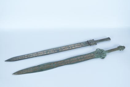 Lots Chinese fine bronze sword. Longest L: 24.3" x W: 3."