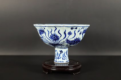 Chinese blue and white stem cup. H: 6.8" x W: 4.6."