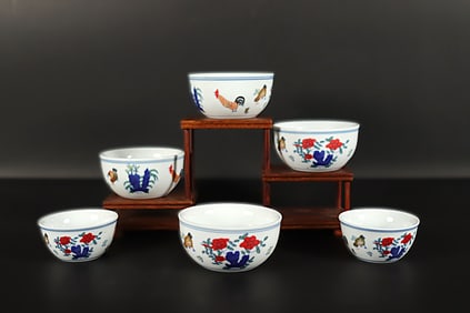 Lots Chinese fine cups. Largest H: 1.6" x W: 3.1."