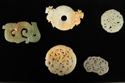 Lots Chinese fine jade plaques.