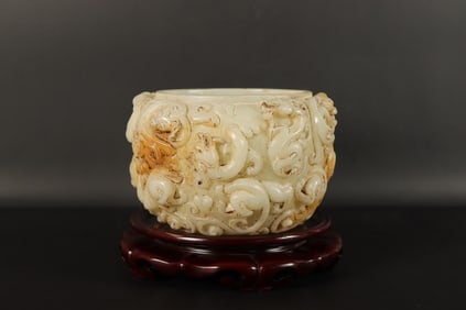Chinese jade like holder. H: 4.6" x W: 7.4."