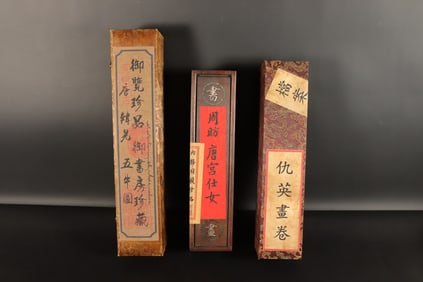 Lots Chinese fine scrolls, condition selling it as is.