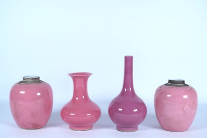 Lots Chinese pink vase. Largest H: 8" x W: 4.5."