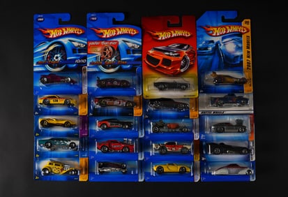 Lots Hot Wheels toy cars