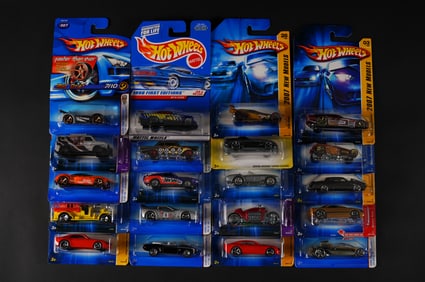 Lots Hot Wheels toy cars