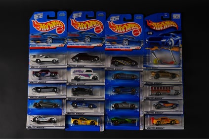 Lots Hot Wheels toy cars