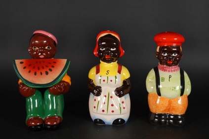 Lots Black Americana shakers