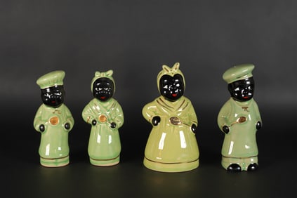 Lots Black Americana shakers