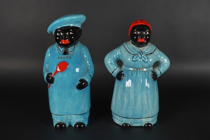 2 Black Americana shakers