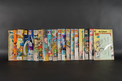 Lots vintage comic books Disney