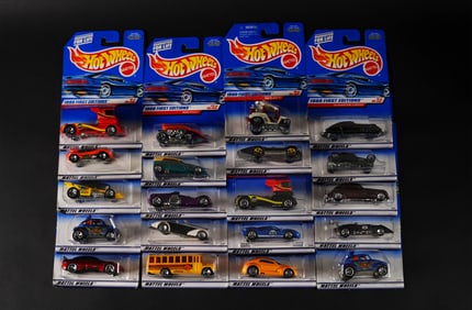 Lots Hot Wheels toy cars
