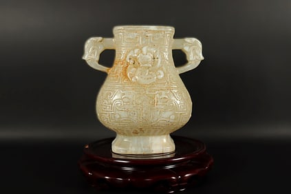 Chinese fine carved vase