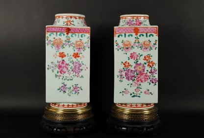 2 Chinese fine square vase
